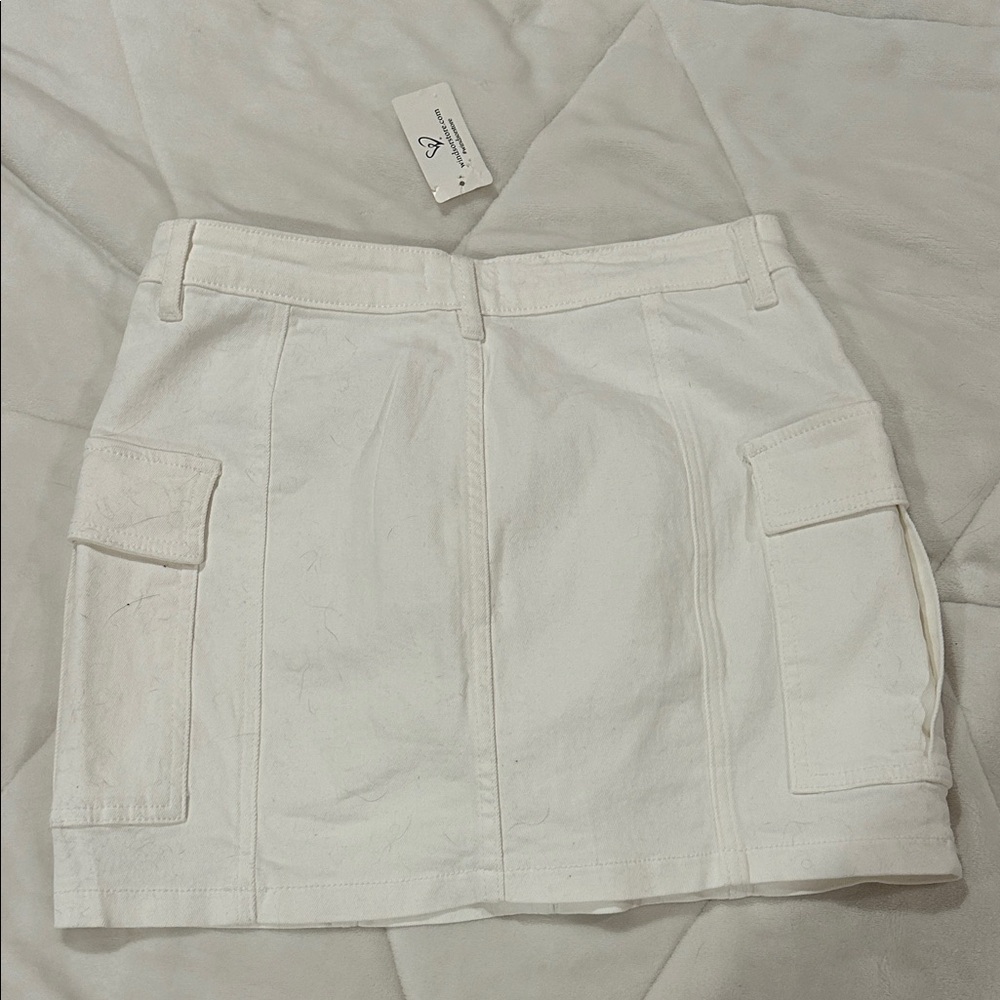 Women's White Mini Skirt - Picture 7 of 7